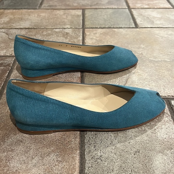 Bruno Magli Women's Blue Peep Toe Shoes - Picture 3 of 7